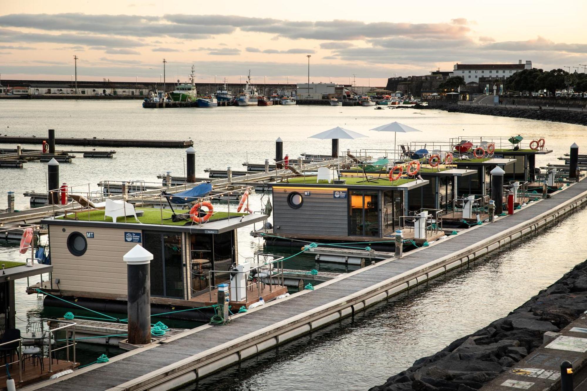 The Homeboat Company Ponta Delgada-Acores Dış mekan fotoğraf